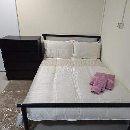 Shanti House Enfield Zewnętrze zdjęcie